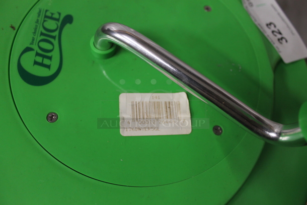 Choice Green Poly Lettuce Spinner Salad Spinner. - Image 6 of 7