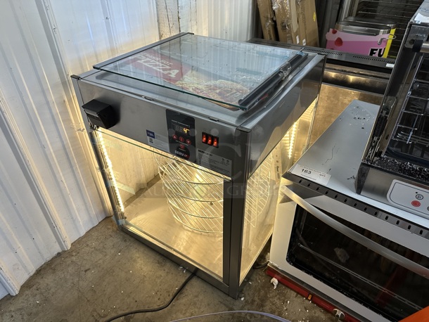 ServIt 423PDW18D2 Stainless Steel Commercial Countertop Full-Service Countertop Display Warmer with 4 Shelves. See Pictures For Damage and Missing Glass Pane. 120 Volt, 1 Phase. Tested and Working! - Image 3 of 7