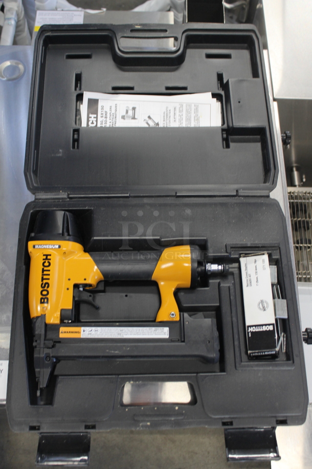 Bostitch SX150-1 Stapler in Hard Case - Image 1 of 5