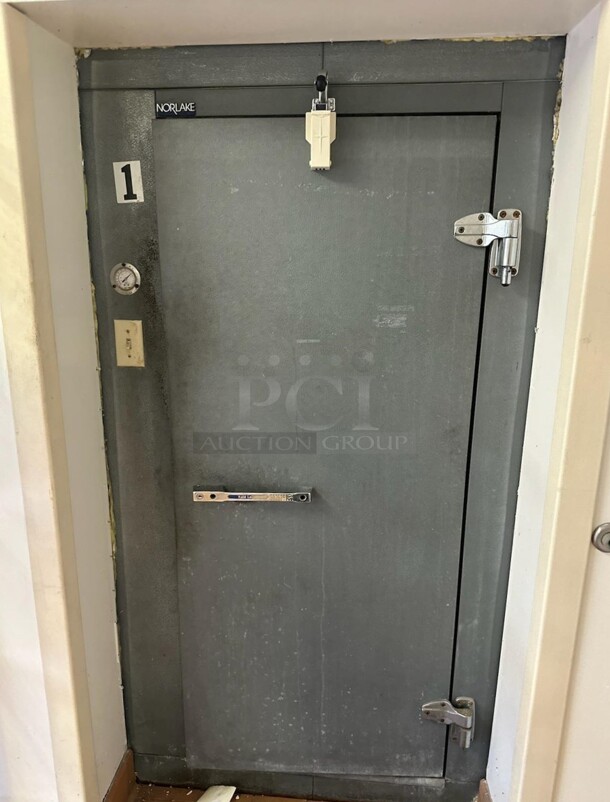 6'x4' Norlake SELF CONTAINED Walk In Freezer Box w/ Copeland KAJB-010E-CAV-800 208-230 Volts, 1 Phase Compressor. Information Provided By The Consignor But Not Verified By PCI Auctions. Picture of the Unit Before Removal Is Included In the Listing. - Image 1 of 9