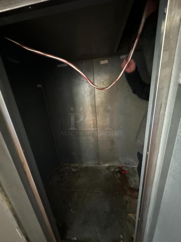 6'x4' Norlake SELF CONTAINED Walk In Freezer Box w/ Copeland KAJB-010E-CAV-800 208-230 Volts, 1 Phase Compressor. Information Provided By The Consignor But Not Verified By PCI Auctions. Picture of the Unit Before Removal Is Included In the Listing. - Image 9 of 9