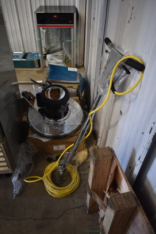 BRAND NEW SCRATCH AND DENT! Lavex 978LAVP20D Metal Commercial 20" Dual Speed Rotary Floor Machine. 110-120 Volts, 1 Phase. Tested and Working!