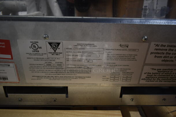 BRAND NEW SCRATCH AND DENT! 2023 Avantco 177CAG60MG Stainless Steel Commercial Countertop Natural Gas Powered Flat Top Griddle. 150,000 BTU.  - Image 5 of 5