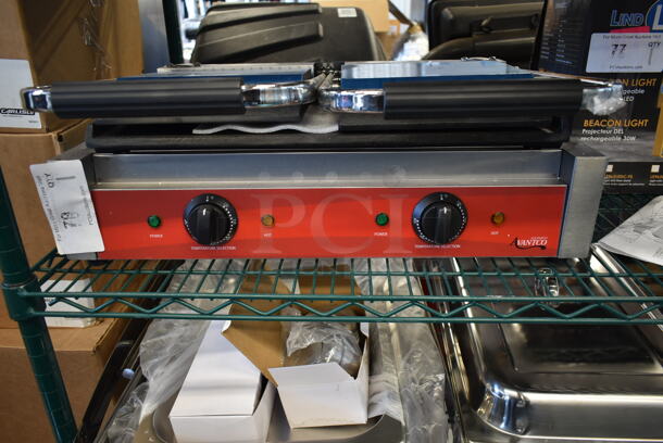 BRAND NEW SCRATCH AND DENT! 2023 Avantco 177P85S Stainless Steel Commercial Countertop Electric Powered Double Panini Press. 120 Volts, 1 Phase.  - Image 3 of 5