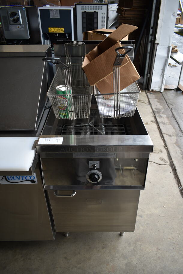 BRAND NEW SCRATCH AND DENT! Keating 18AA Stainless Steel Commercial Natural Gas Powered Floor Style Instant Recovery Fryer w/ 2 Metal Fry Baskets. 134,000 BTU.  - Image 2 of 12