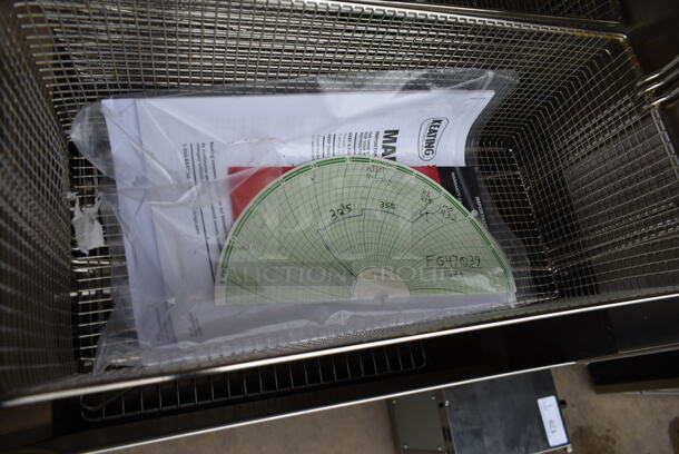 BRAND NEW SCRATCH AND DENT! Keating 18AA Stainless Steel Commercial Natural Gas Powered Floor Style Instant Recovery Fryer w/ 2 Metal Fry Baskets. 134,000 BTU.  - Image 10 of 12