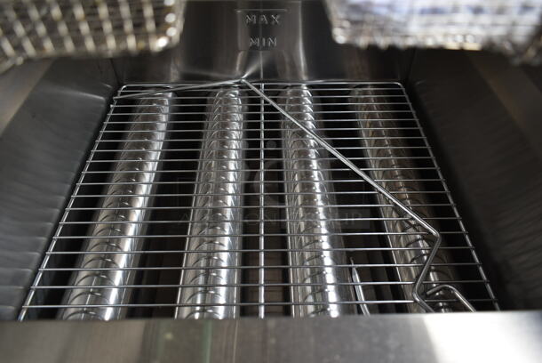 BRAND NEW SCRATCH AND DENT! Keating 18AA Stainless Steel Commercial Natural Gas Powered Floor Style Instant Recovery Fryer w/ 2 Metal Fry Baskets. 134,000 BTU.  - Image 11 of 12