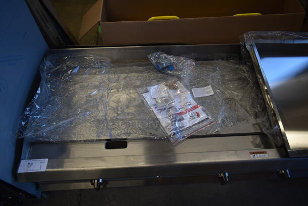 BRAND NEW SCRATCH AND DENT! Cooking Performance Group CPG 351GTCPG72NL Stainless Steel Commercial Countertop Natural Gas Powered Flat Top Griddle. 180,000 BTU. - Image 3 of 9
