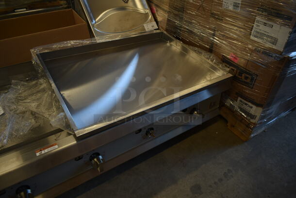 BRAND NEW SCRATCH AND DENT! Cooking Performance Group CPG 351GTCPG72NL Stainless Steel Commercial Countertop Natural Gas Powered Flat Top Griddle. 180,000 BTU. - Image 6 of 9
