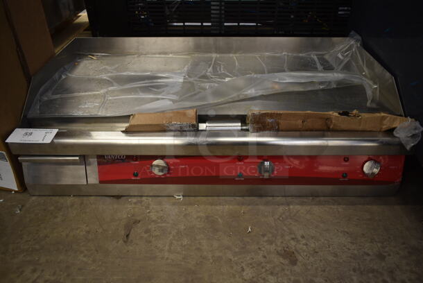 BRAND NEW SCRATCH AND DENT! Avantco 177EG36N Stainless Steel Commercial Countertop Electric Powered Flat Top Griddle.   - Image 4 of 4