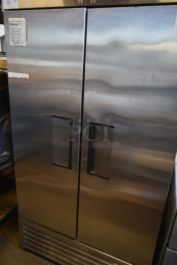LIKE NEW! 2022 True T-35-HC Stainless Steel Commercial 2 Door Reach In Cooler w/ Poly Coated Racks. 115 Volt, 1 Phase. Tested and Working! - Image 3 of 6