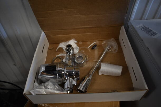 BRAND NEW SCRATCH AND DENT! Delta Faucet 26A81T231SPMMO 81T231SP-MMO H2Optics 13" Exposed Solar Sensor Flush Valve with Vacuum Breaker for 3/4" Top Spud Urinals - Image 5 of 5