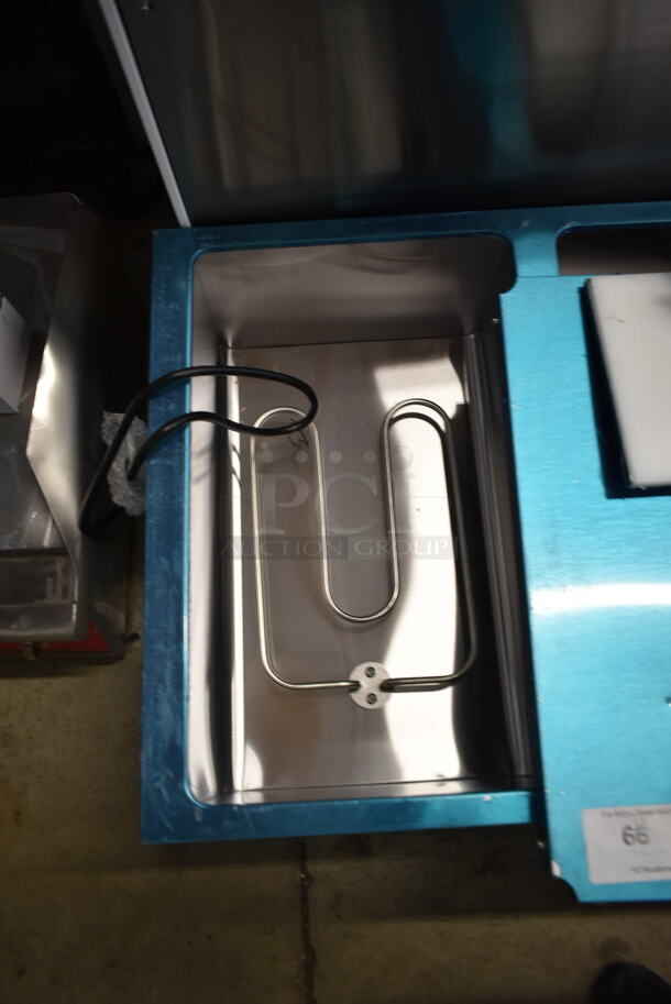 BRAND NEW SCRATCH AND DENT! Avantco 177STE3S Stainless Steel Commercial Three Bay Open Well Electric Steam Table with Undershelf. 120 Volts, 1 Phase. Tested and Working! - Image 7 of 7