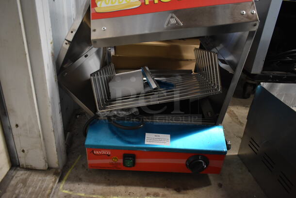 BRAND NEW SCRATCH AND DENT! Avantco 177HDS175 Stainless Steel Commercial 175 Dog / 40 Bun Hot Dog Steamer. Heating Elements Are Missing. 120 Volts, 1 Phase.  Tested and Powers On But Does Not Get Hot - Image 4 of 5