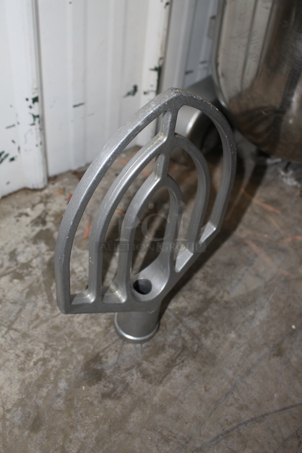 General Metal Commercial Countertop Planetary Dough Mixer w/ Stainless Steel Mixing Bowl, Bowl Guard, Paddle, Whisk and Dough Hook Attachments. Tested and Does Not Power On - Image 3 of 7