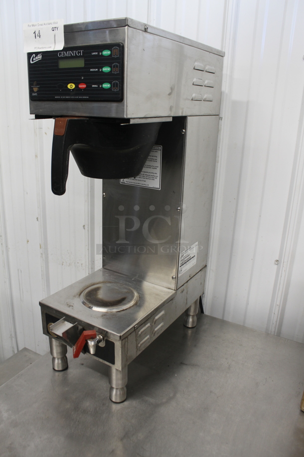Curtis GEMSS63A1000 Stainless Steel Commercial Countertop Coffee Machine w/ Hot Water Dispenser and Poly Brew Basket. 120/220 Volts, 1 Phase.  - Image 2 of 5