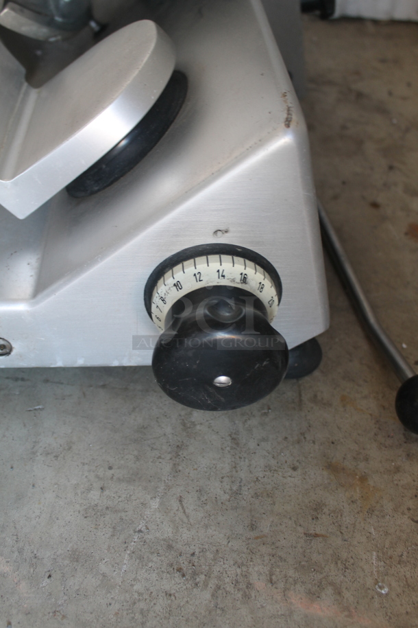 Bizerba SE 12 US Stainless Steel Commercial Countertop Meat Slicer. 120 Volts, 1 Phase. Tested and Working! - Image 5 of 6