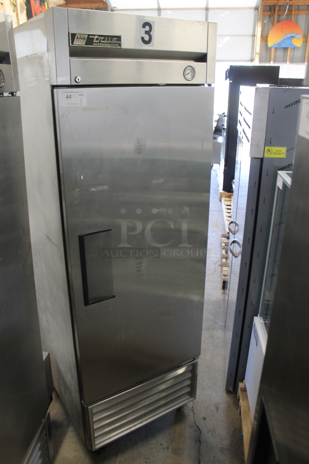 True T-23 Stainless Steel Commercial Single Door Reach In Cooler w/ Poly Coated Racks on Commercial Casters. 115 Volts, 1 Phase. Tested and Powers On But Does Not Get Cold - Image 1 of 4