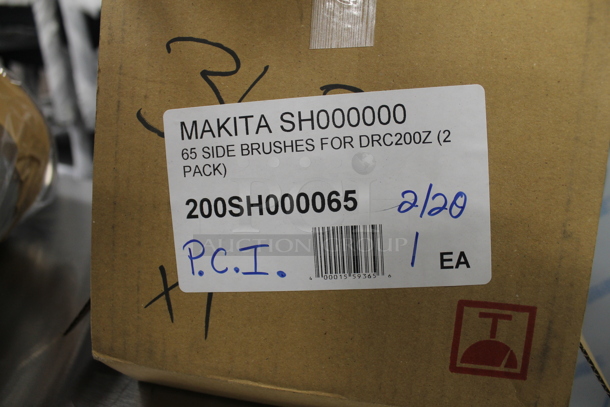 Box of 2 BRAND NEW! Makita SH00000065 Side Brushes for DRC200Z  - Image 4 of 4