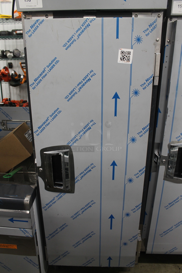 BRAND NEW SCRATCH AND DENT! 2023 Delfield 6125XL-S Stainless Steel Commercial Single Door Reach In Freezer w/ Metal Racks. 115 Volts, 1 Phase. Tested and Working! - Image 4 of 7