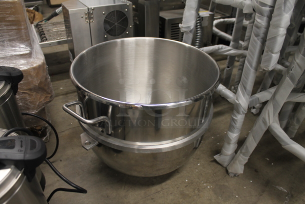 BRAND NEW SCRATCH AND DENT! SY2305 Stainless Steel Commercial Mixing Bowl.  - Image 4 of 8