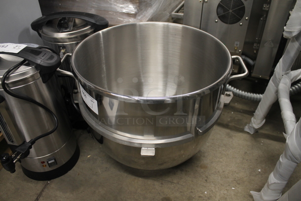 BRAND NEW SCRATCH AND DENT! SY2305 Stainless Steel Commercial Mixing Bowl.  - Image 6 of 8
