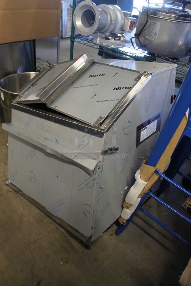 BRAND NEW SCRATCH AND DENT! 2023 ServIt 423TCW26 Stainless Steel Commercial 26 Gallon First-In First-Out Chip Warmer / Merchandiser. Missing 2 Legs. 120 Volts, 1 Phase. Tested and Working! - Image 4 of 8