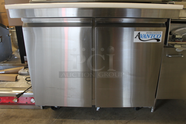 BRAND NEW SCRATCH AND DENT! 2023 Avantco 178SSPT36MHC Stainless Steel Commercial Sandwich Salad Prep Table Bain Marie Mega Top on Commercial Casters. 115 Volts, 1 Phase. Tested and Powers On But Does Not Get Cold - Image 3 of 8