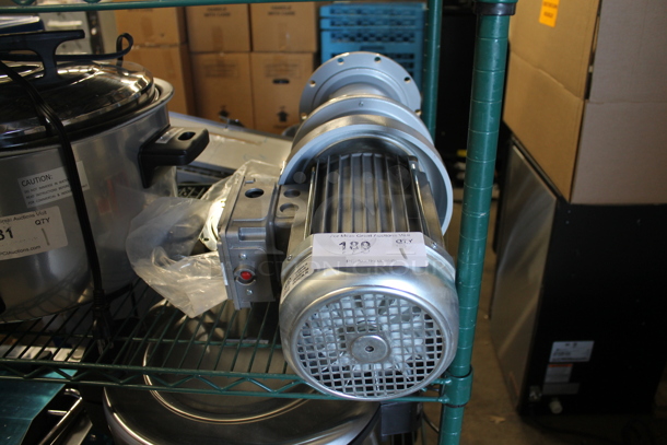 BRAND NEW SCRATCH AND DENT! Hobart FD4/125-2 Garbage Disposal. 208-230/415-460 Volts, 3 Phase. - Image 2 of 8