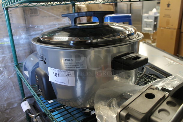 BRAND NEW SCRATCH AND DENT! Avantco 177RC3060 Stainless Steel Countertop Rice Cooker. 120 Volts, 1 Phase. Tested and Working! - Image 4 of 7