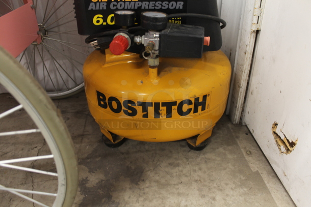 Bostitch Metal Oil Free Air Compressor.  - Image 3 of 4