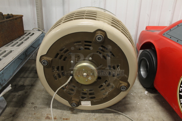 Lasko H12-I Heater? 120 Volts, 1 Phase.  - Image 4 of 6