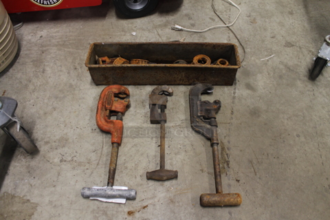 ALL ONE MONEY! Lot of Hand Pipe Cutters and Metal