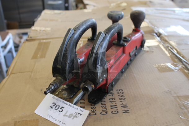 2 Rodac 8000B Auto Body Air Straight Line Sander Pneumatic. 2 Times Your Bid! - Image 1 of 5