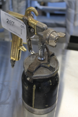 Binks Model 7 Spray Gun w/ Canister.