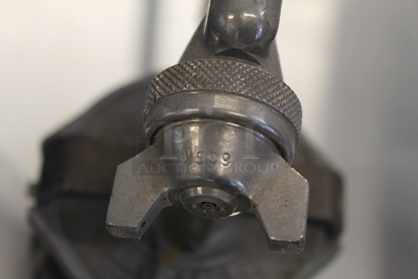 Binks Model 7 Spray Gun w/ Canister. - Image 3 of 4