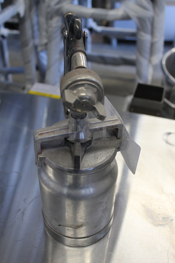 DeVilbiss Spray Gun w/ Canister. - Image 2 of 4
