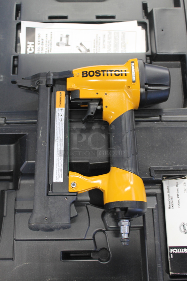 Bostitch SX150-1 Stapler in Hard Case - Image 3 of 5