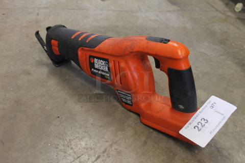 Black & Decker CRS180 Reciprocating Saw