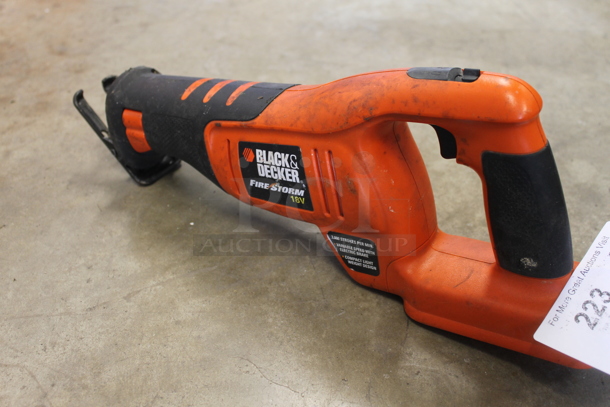 Black & Decker CRS180 Reciprocating Saw - Image 3 of 5