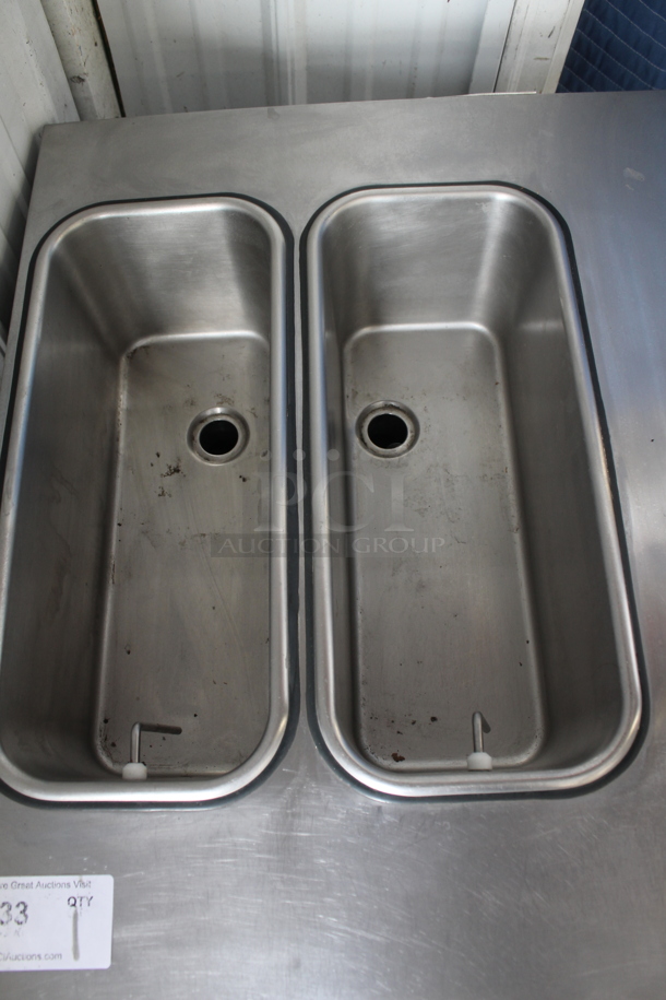 2016 Stoelting SF121-38I2 Stainless Steel Commercial Countertop Air Cooled 2 Flavor w/ Twist Soft Serve Ice Cream Machine w/ Mixing Head Attachment. 208-240 Volts, 1 Phase. - Image 4 of 6