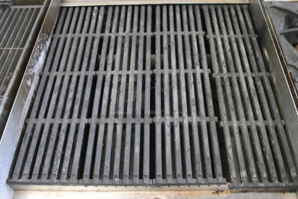 Asber AERB24NG Stainless Steel Commercial Countertop Natural Gas Powered Charbroiler. 60,000 BTU. - Image 3 of 4