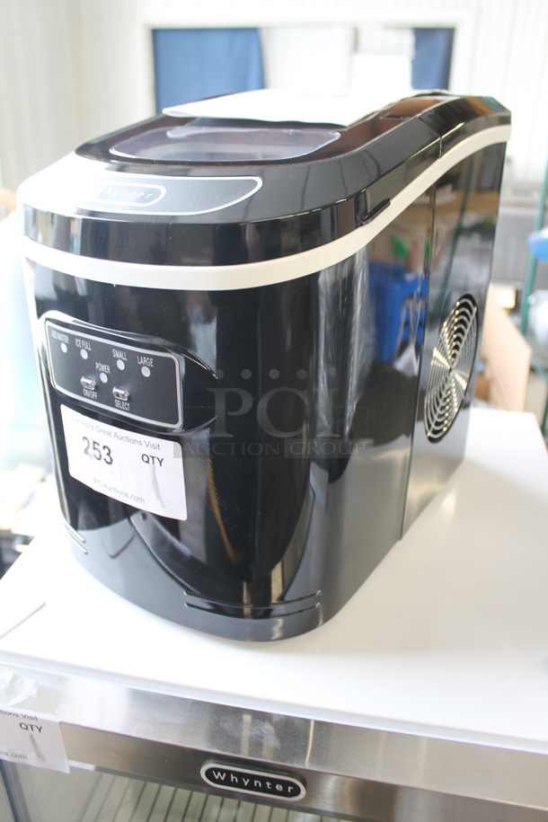 BRAND NEW SCRATCH AND DENT! Whynter IMC-270MB Portable 27lb Compact Countertop Ice Maker. 115 Volts, 1 Phase. Tested and Working! - Image 2 of 6
