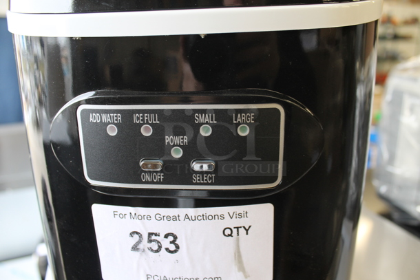 BRAND NEW SCRATCH AND DENT! Whynter IMC-270MB Portable 27lb Compact Countertop Ice Maker. 115 Volts, 1 Phase. Tested and Working! - Image 3 of 6