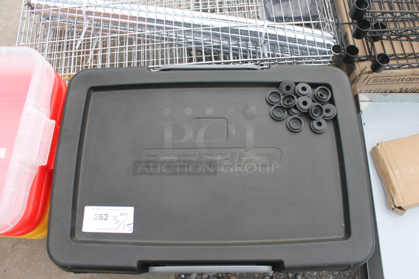 BRAND NEW SCRATCH AND DENT! Carlisle IT18003 Cateraide™ IT Onyx Black Top Loading 8" Deep Insulated Food Pan Carrier - Image 3 of 5
