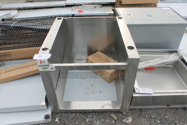 BRAND NEW SCRATCH AND DENT! Regency 351BASE24 24" Stainless Steel Open Base Equipment Stand - Image 2 of 5