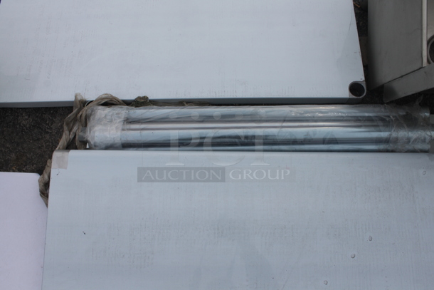 BRAND NEW SCRATCH AND DENT! Stainless Steel Table - Image 3 of 4