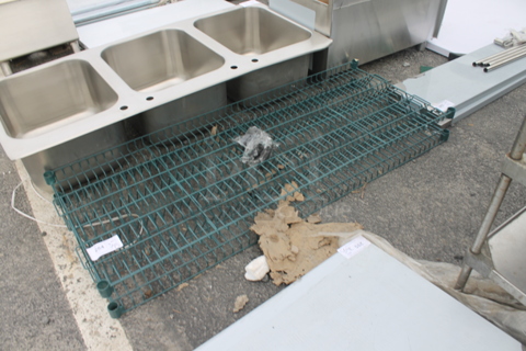 BRAND NEW SCRATCH AND DENT! Lot of 2 Green Finish Wire Racks