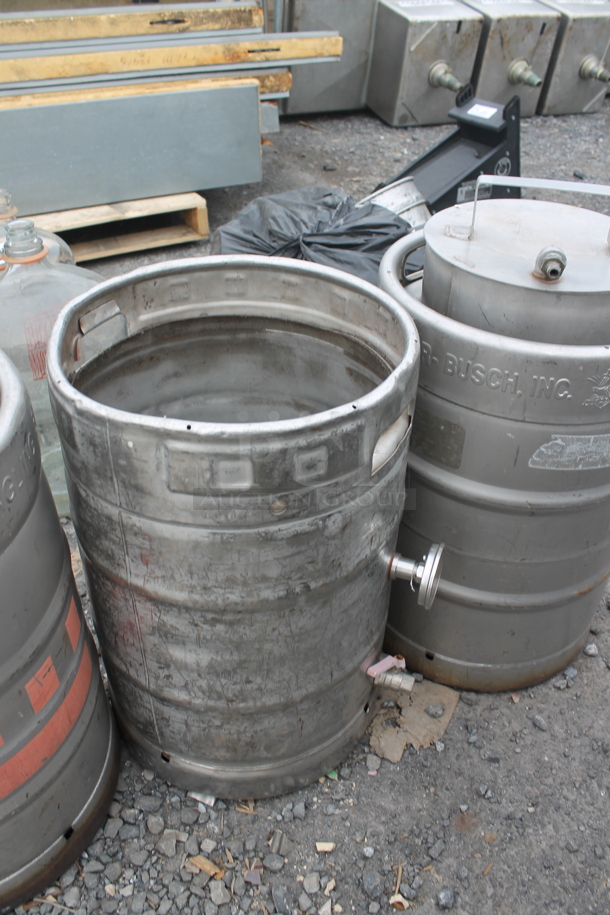 4 Metal Half Barrel Kegs. 4 Times Your Bid! - Image 4 of 8