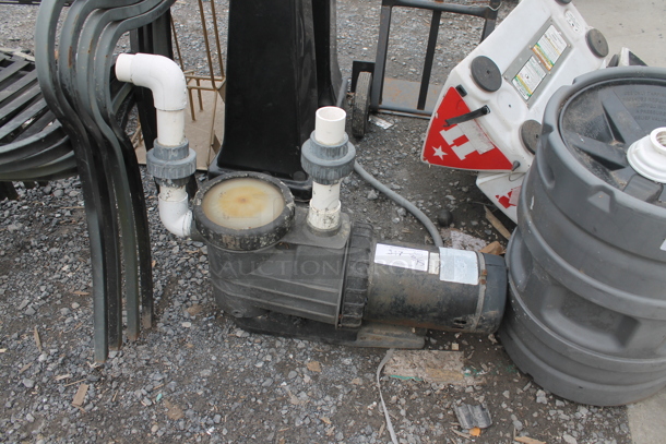 Pump - Image 1 of 5